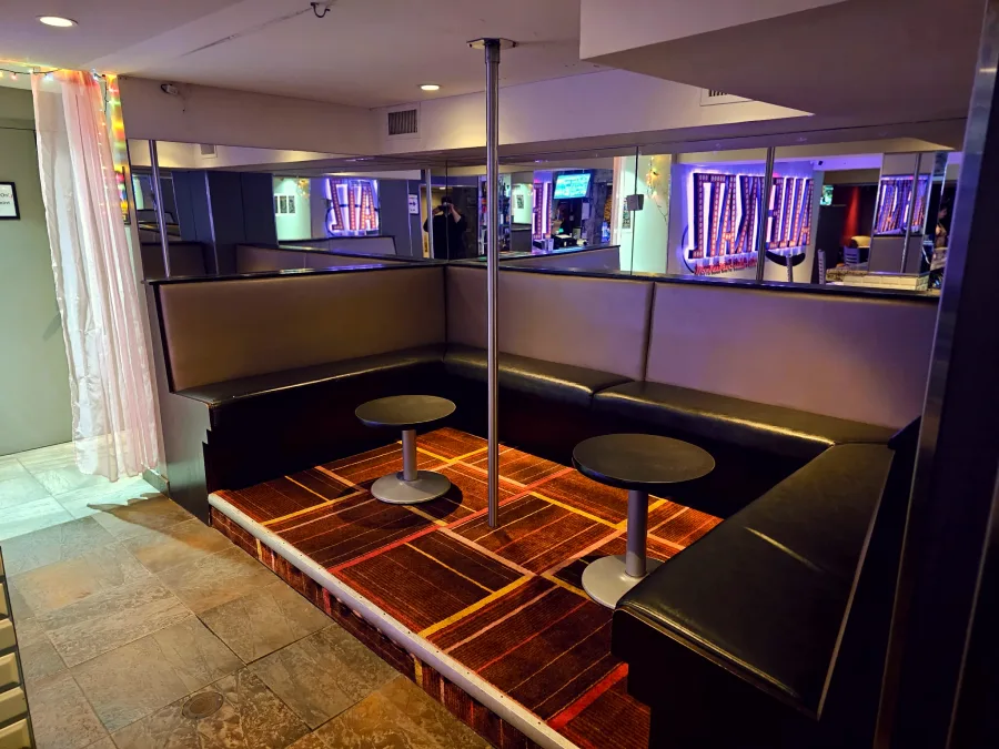 Alley Katz VIP booth